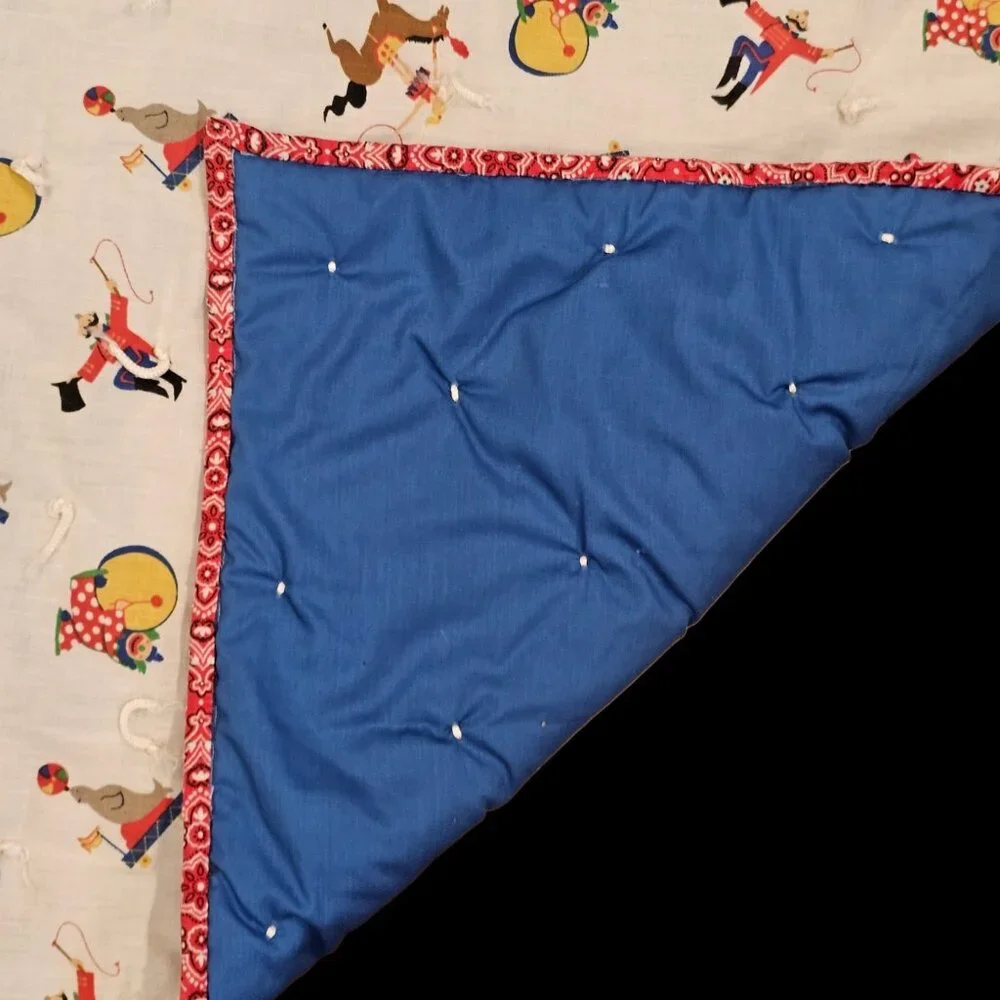 VTG Circus‎ Print Baby Quilt Blanket Tummy Time Clown Unisex White Blue 32x44